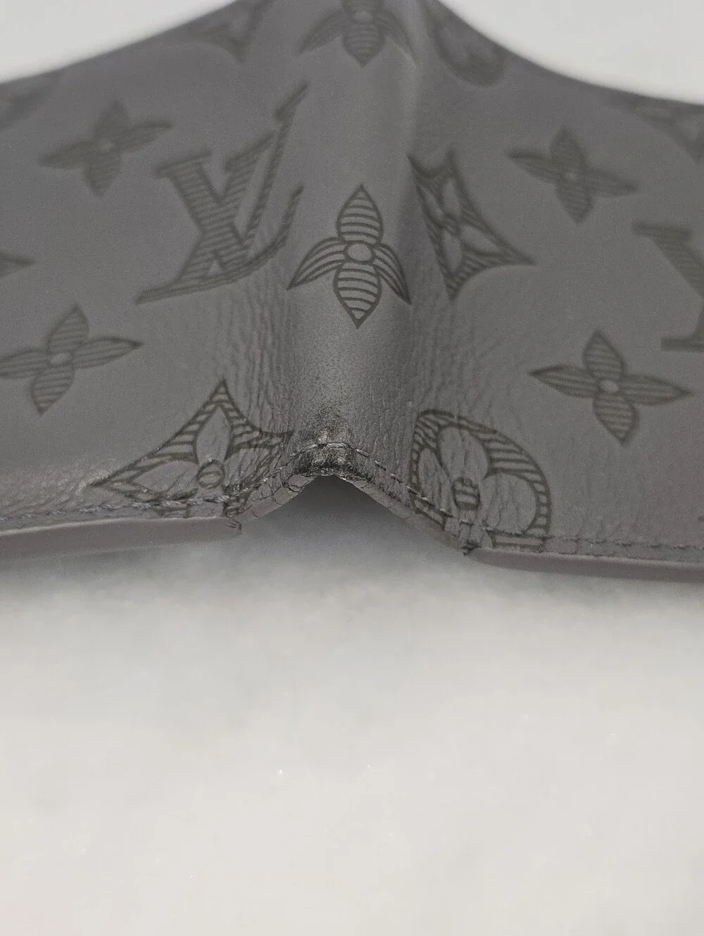 Louis Vuitton Multiple Wallet Men's Bi-Fold in Dark Gray Monogram Shadow M81383
